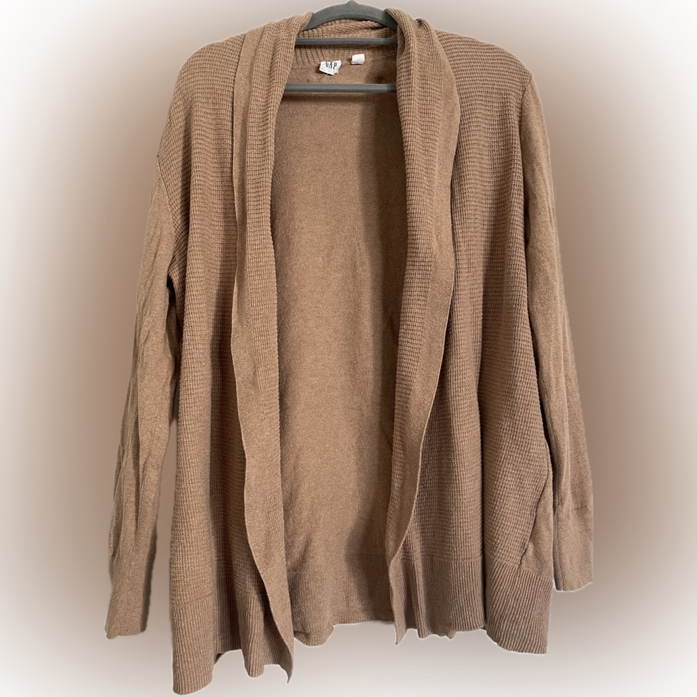 GAP light brown cardigan